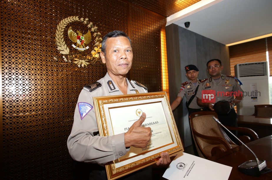 Ketua DPR: Selain Hoegeng dan Polisi Tidur Sekarang Ada Bripka Seladi