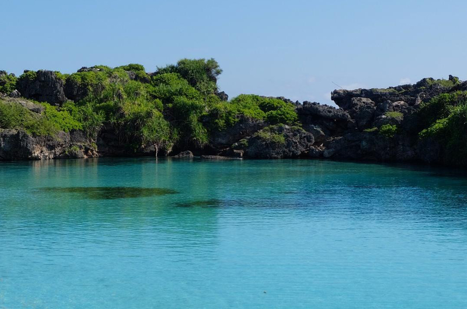 Indahnya Wisata Danau Weekuri di Sumba