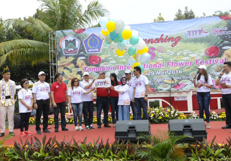 Tomohon International Flower Festival 2016 Targetkan 2 Juta Pengunjung