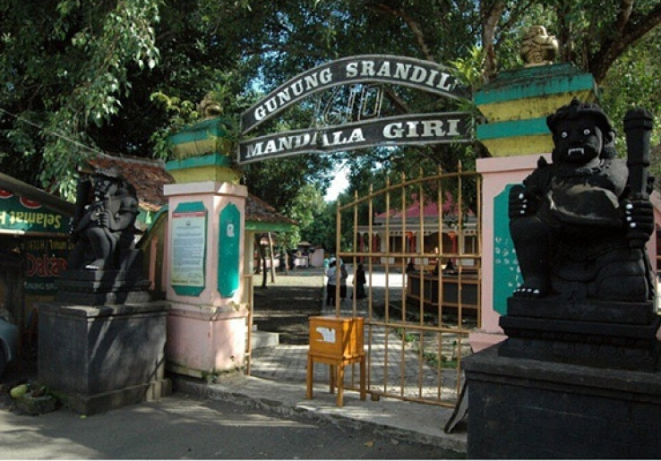 Gunung Srandil, Wisata Religi Andalan Cilacap 