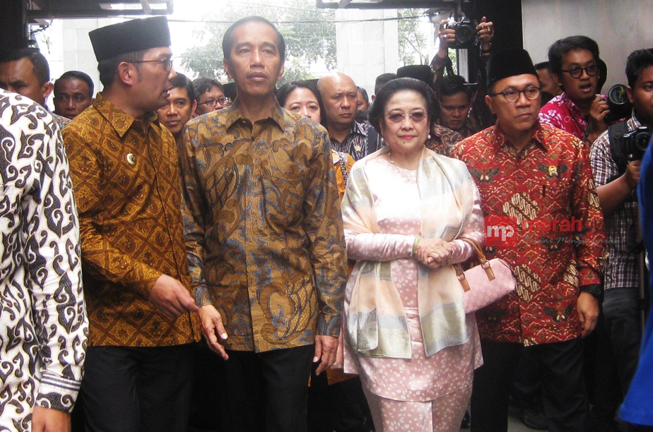 Kunjungan Jokowi Ke Monumen Penjara Banceuy