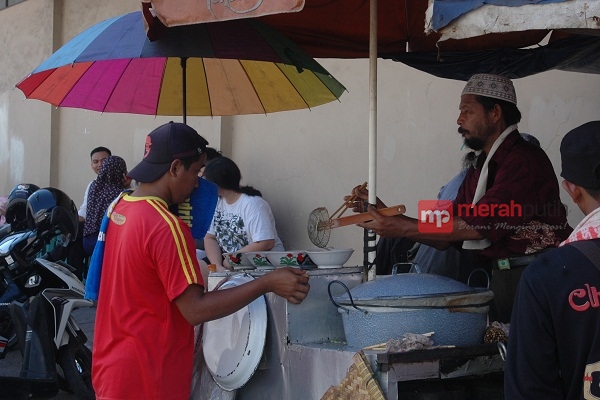 Mie Kipas Khas Cirebon