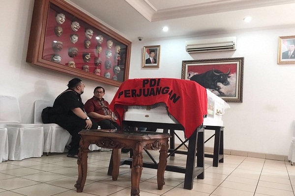 Mangara Siahaan, Kader Pertama Disemayamkan di DPP PDI Perjuangan