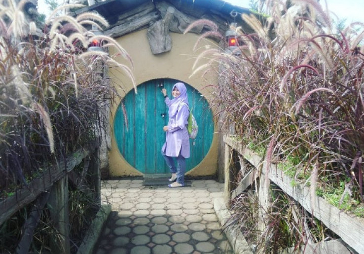 Liburan Seru Ala Kurcaci di FarmHouse Lembang