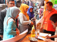 Operasi Pasar Obral Harga Sembako Murah Ludes Diserbu Masyarakat