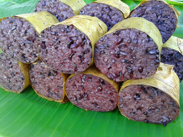 Leumang Breuh Leukat Itam Sajian Lezat Buka Puasa dari Serambi Mekah
