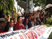 Sidang Pembunuhan EF, Massa Pendukung Geruduk PN Tangerang