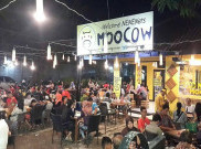 Moocow, Cafenya Neneners di Kota Cirebon