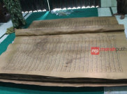 Alquran Kuno Raksasa Ponpes Tamirul Islam