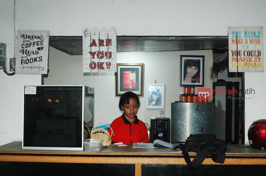 Yuk Mampir ke Cafe Ketan Susu Kemayoran di Cirebon