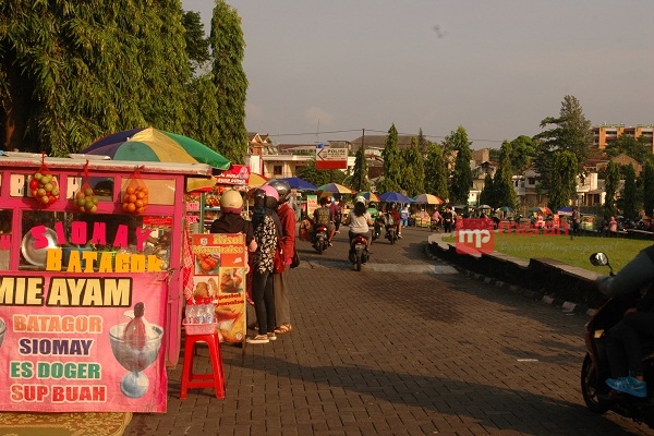 Lembah UGM Tempat Ngabuburit Favorit Mahasiswa Yogyakarta