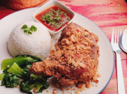 Cicipi Menu Serba Ayam di Resto Ayam-ayaman Bandung