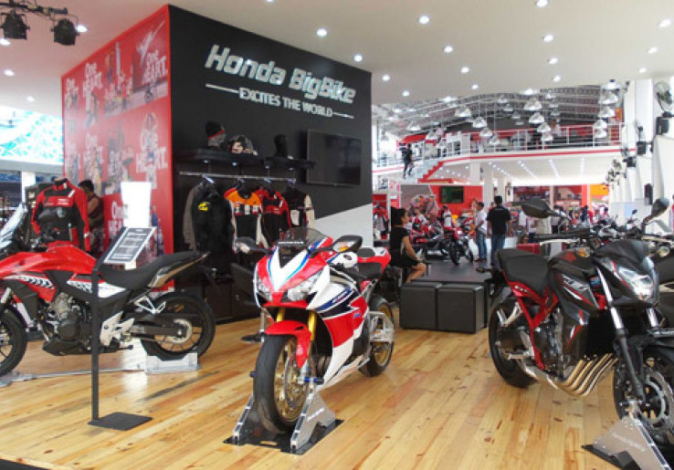 Honda Targetkan Penjualan  3.750 Motor di Jakarta Fair  