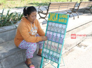 Jasa Penukaran Uang Baru Mulai Hiasi Solo