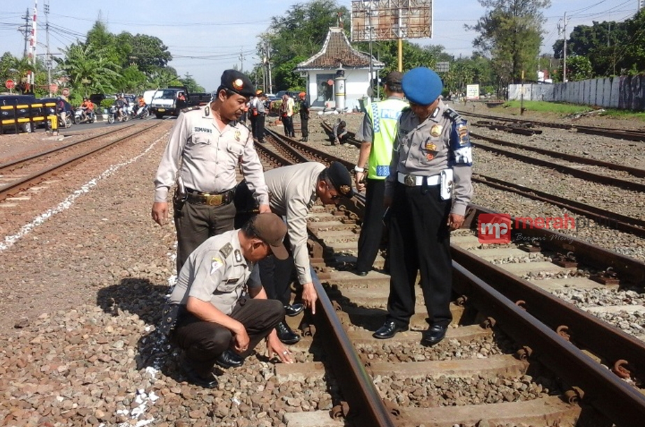 Pengecekan Rel Jelang Arus Mudik, Tim Masih Temukan Pendrol Lepas
