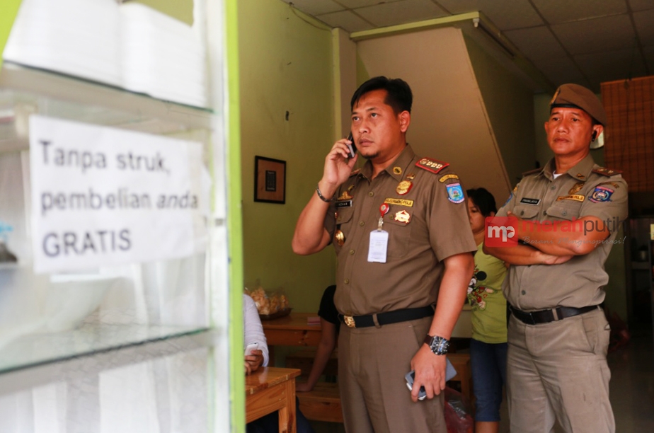Satpol PP Tangsel Razia Rumah Makan