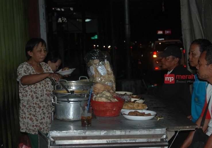 Pedagang Sego Koyor Raup Omzet Rp19 Juta per Bulan
