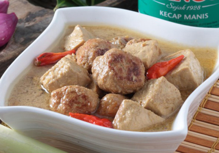 Menu Opor Ayam Pedas Manis Solo Untuk Hari Raya