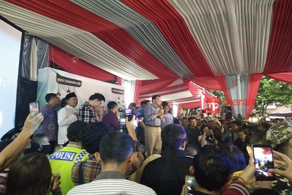 Dapat Sejuta KTP, Ahok: Perjalanan Masih Panjang