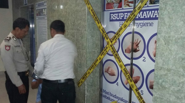 Saksi: Lift Sudah Penuh Tapi Tetap Dipaksakan