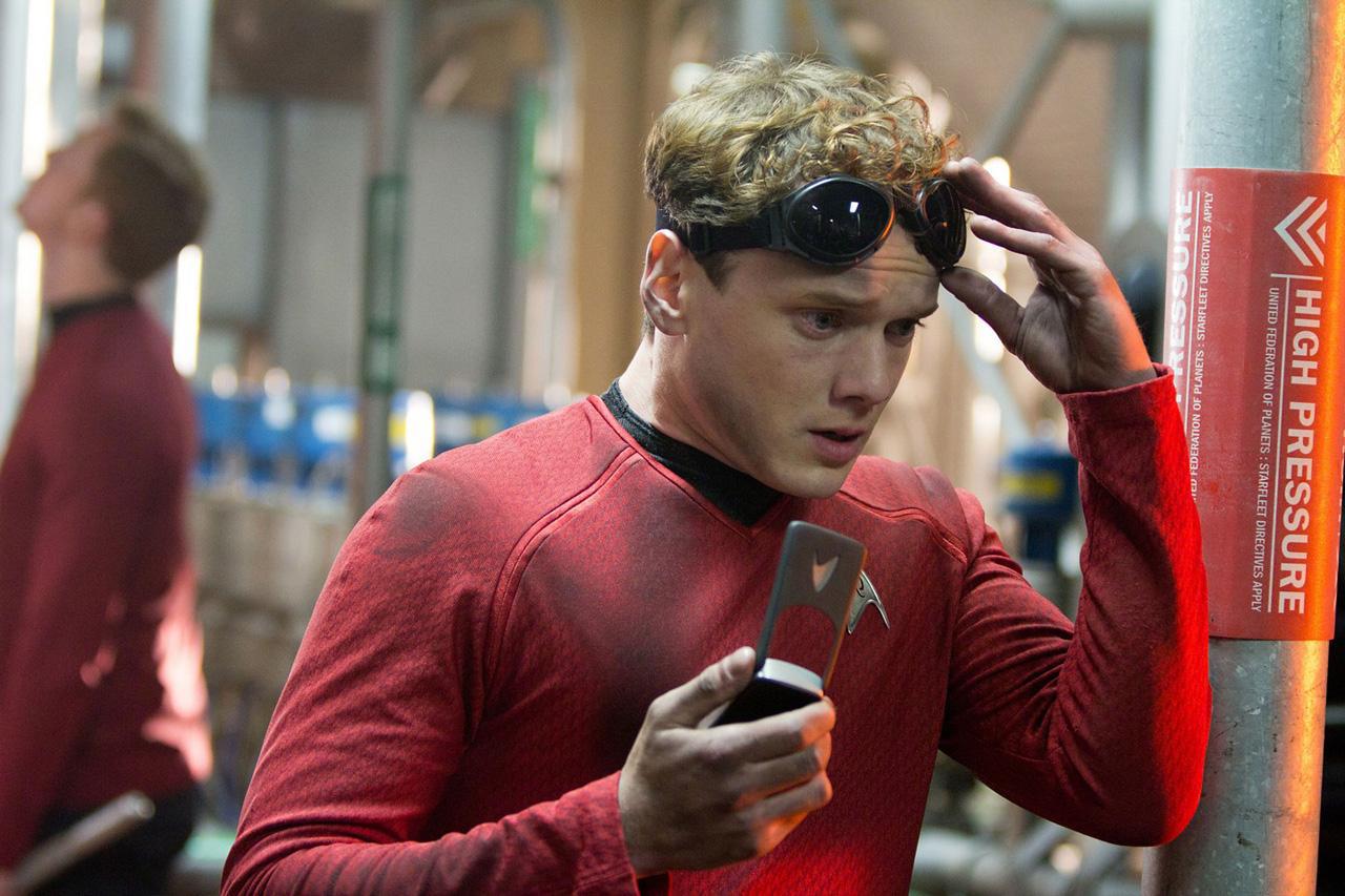 Tertabrak Mobil Sendiri, Aktor Star Trek Meninggal Dunia