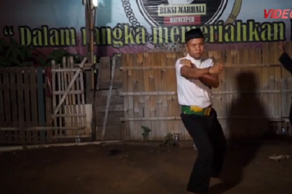 Silat Rantai Emas Beksi Marhali Bertahan Sejak Penjajahan Belanda