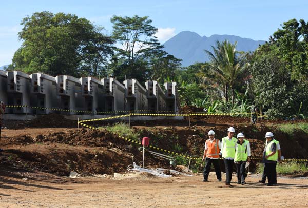 Jokowi Instruksikan Ambil Alih Proyek Tol Mangkrak