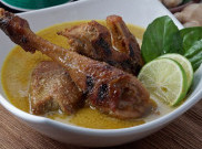 Resep Opor Ayam Kampung Bakar Jawa Timur untuk Lebaran