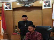 Heboh Foto OB Duduk di Kursi Gubernur Ahok di Balai Kota