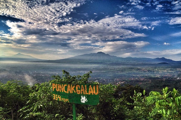 Puncak Galau, Tempat Kemah Petualang ketika Bersedih