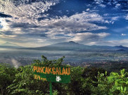 Puncak Galau, Tempat Kemah Petualang ketika Bersedih