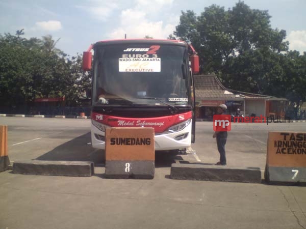 Jelang Mudik Lebaran, Terminal Kampung Rambutan Periksa Kesiapan Bus AKAP