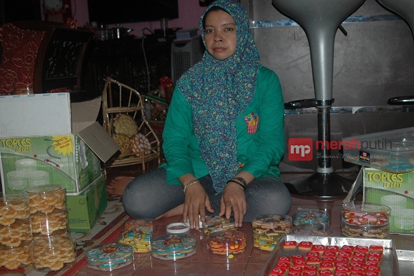 Pembuat Kue Medsos Ini Raup Omzet Rp200 Juta