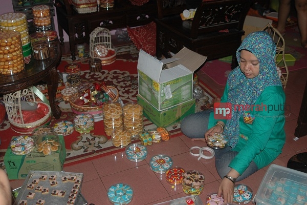 Kue Medsos, Kue Unik Pengisi Kudapan Lebaran