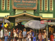 Jelang Lebaran, Pengunjung di Pasar Beringharjo Membludak