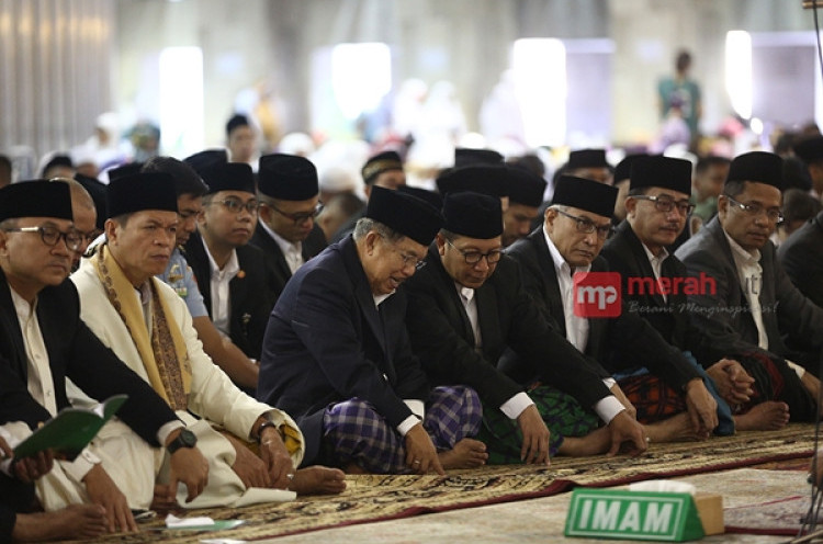 Wapres Jusuf Kalla Salat Id di Masjid Istiqlal 