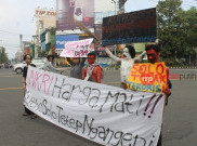Warga Solo Lawan Aksi Teror dengan Teatrikal