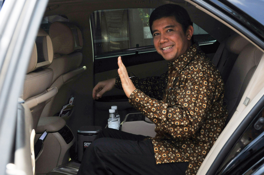 PNS Mudik Menggunakan Mobil Dinas, Menpan Minta Maaf
