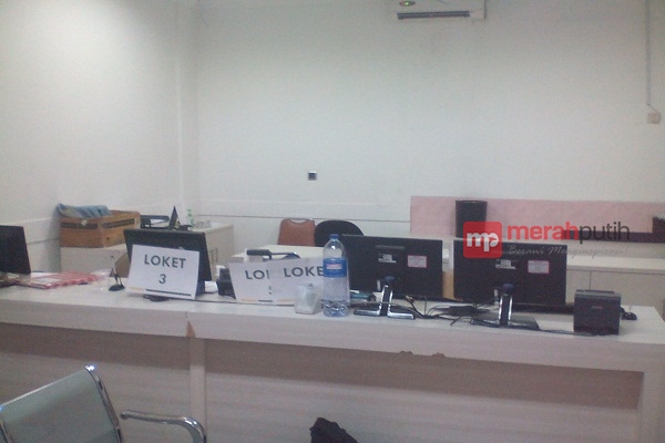 Didatangi Orang Tua, Loket-loket di RS Harapan Bunda Kosong