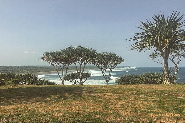 Karang Tawulan Taman Terbaik di Pantai Selatan Jawa Barat