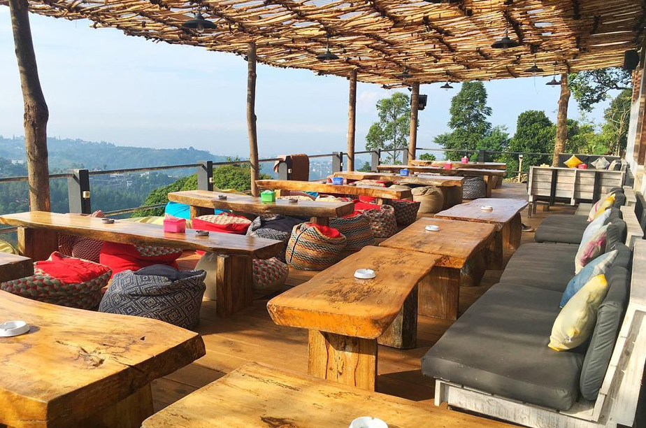 Ngopi Cantik di Lereng Anteng Panoramic Coffee Bandung
