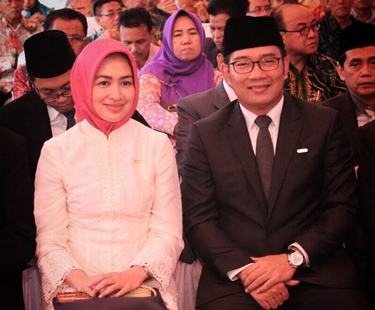 Ada Hubungan Apa Antara Ridwan Kamil dengan Airin Rachmi Diany?