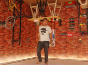 Selfie Upside Down World Hits di Yogyakarta
