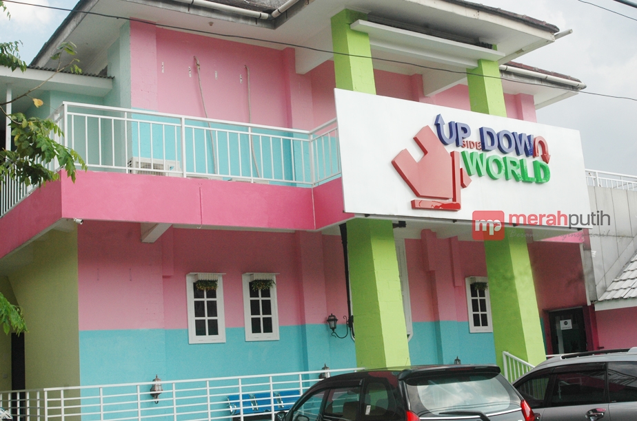 Pengunjung Upside Down World Yogyakarta Capai 370 Orang