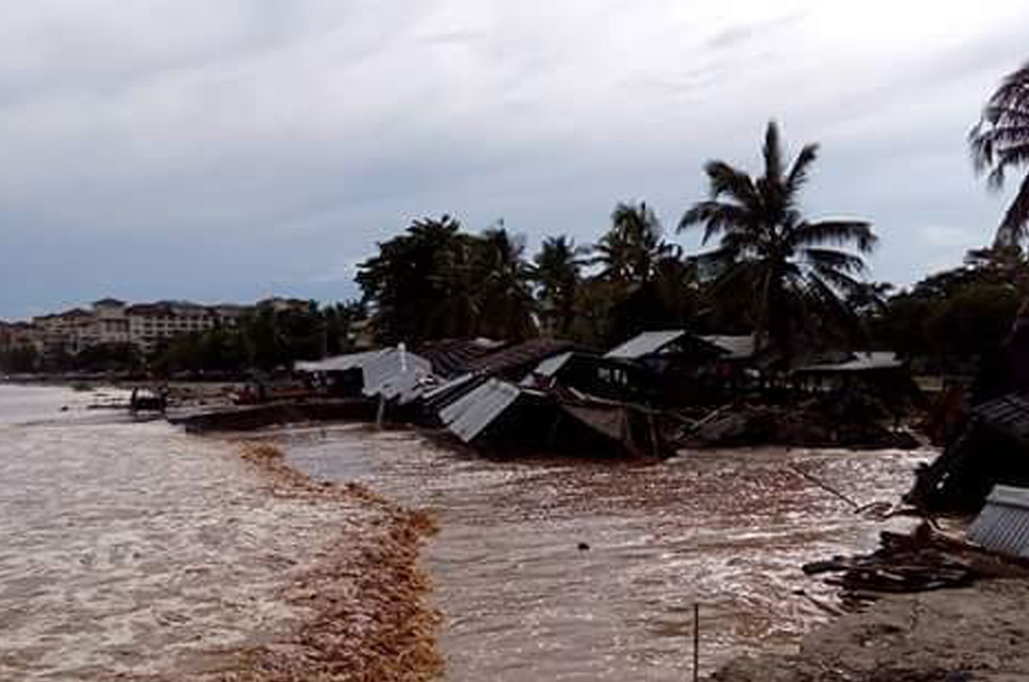 Terjebak Banjir, Satu Keluarga Tewas di Banten