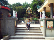 Wihara Nam Hai Kwan Se Im Pu Sa Ikon Wisata Pantai Loji
