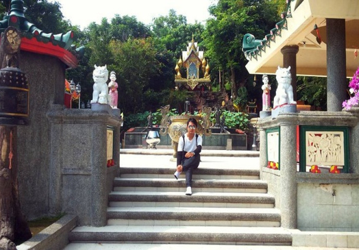 Wihara Nam Hai Kwan Se Im Pu Sa Ikon Wisata Pantai Loji