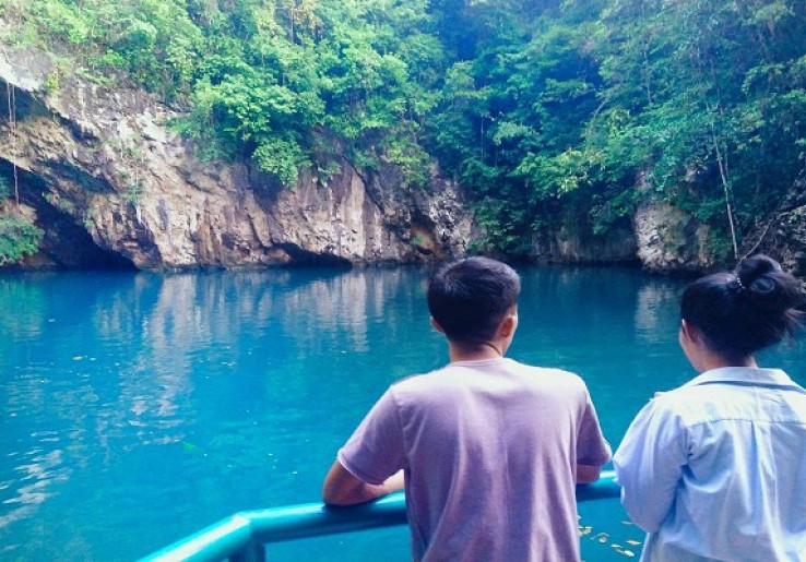 Danau Biru Keindahan Tersembunyi di Balik Laut Kolaka Utara