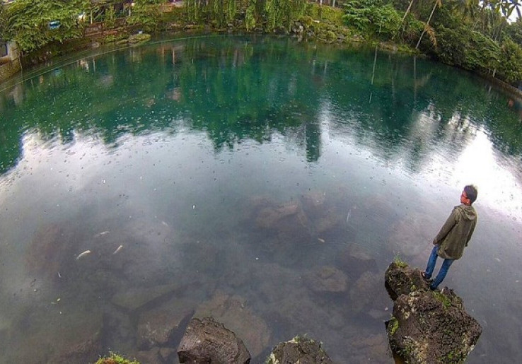 Talaga Herang Kolam Alami dari Gunung Ciremai
