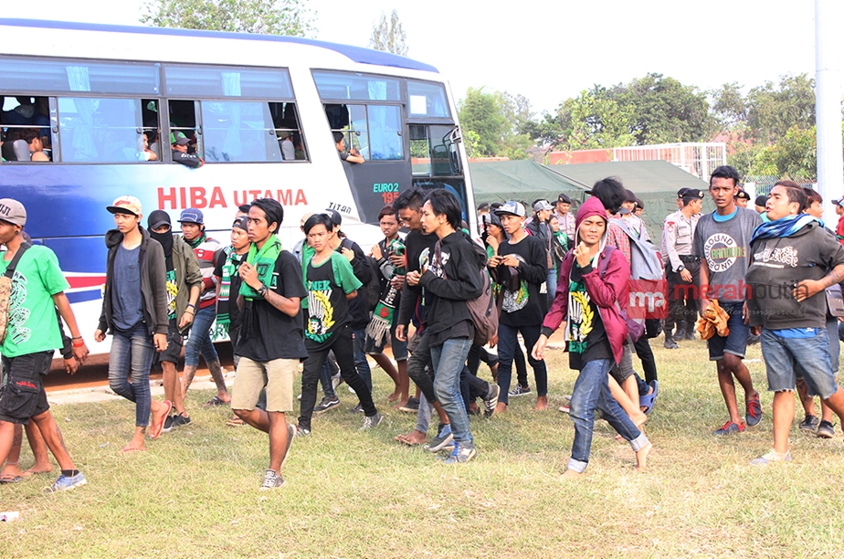 Bonek Akhirnya Kembali ke Surabaya